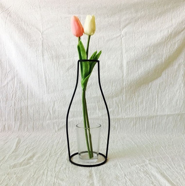 Retro Iron Line Flowers Vase
